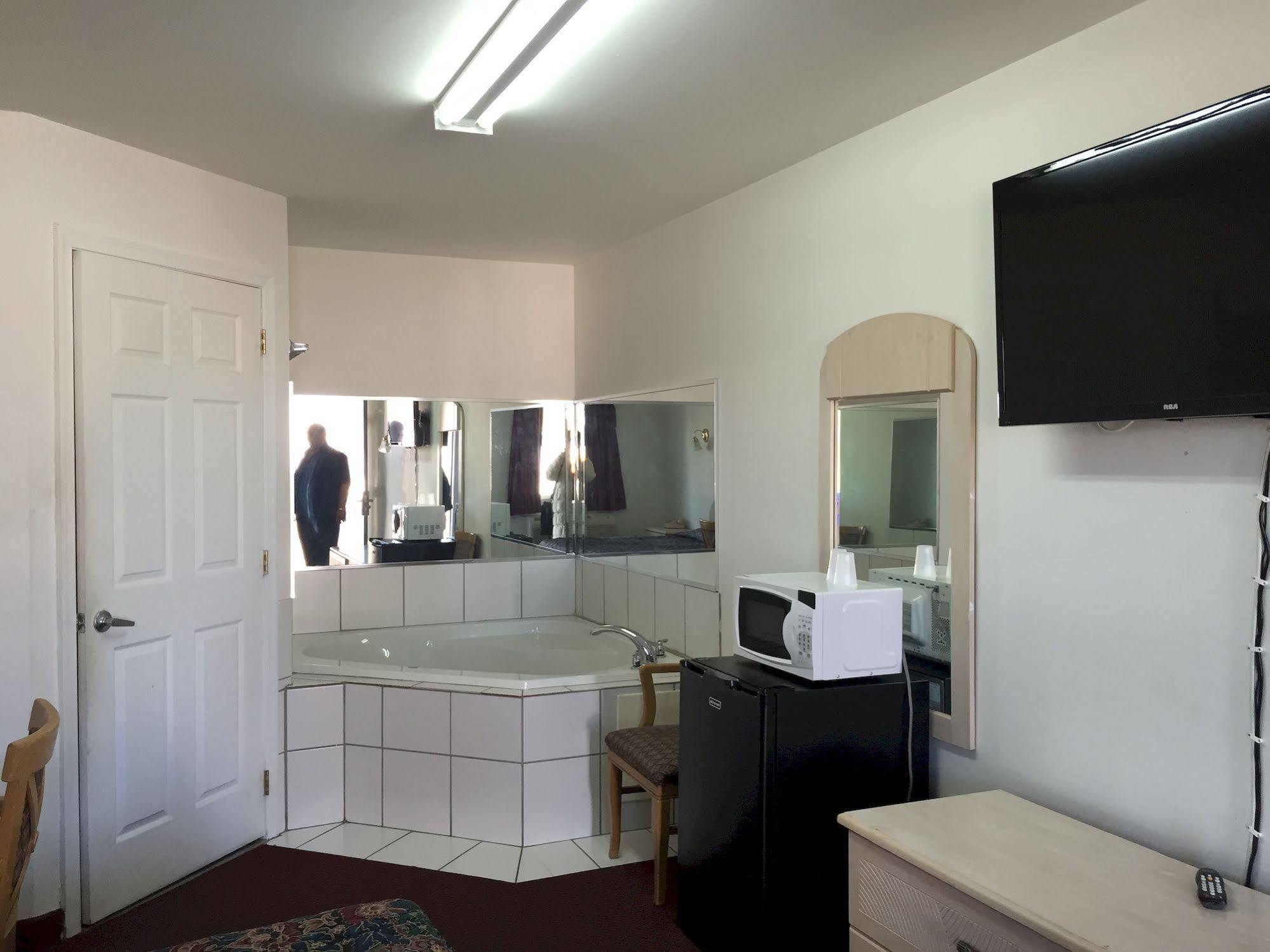 Mayfair Motel Cross Keys Esterno foto